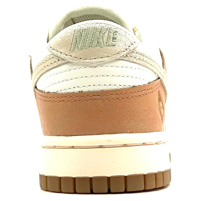 Nike Dunk Low SE 'Australia' (Women)