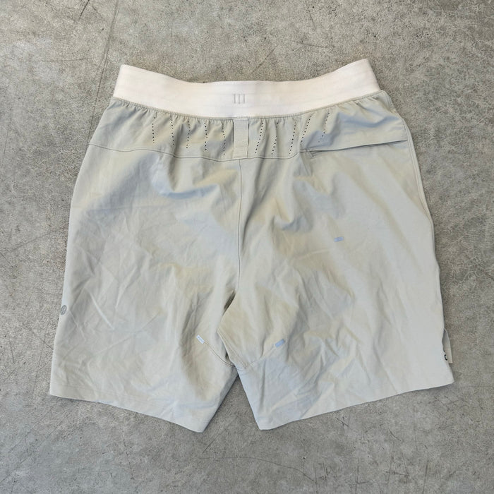 Lululemon License to Train Lineless Shorts 7"