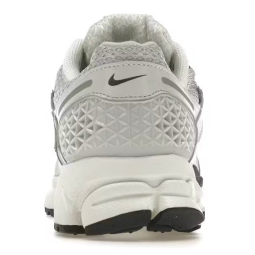 Nike Zoom Vomero 5 Photon Dust Metallic Silver (Women's)