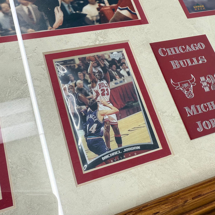 Michael Jordan Chicago Bulls Sports Memorabilia W/ 4 Trading Cards Wooden Frame